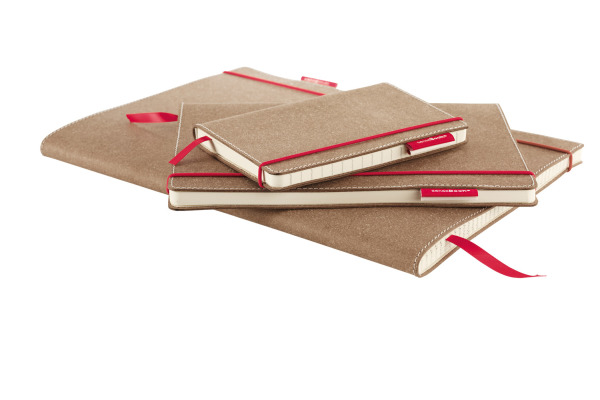 TRANSOTYP senseBook RED RUBBER A5 75020502 kariert, M, 135 Seiten beige – Bild 3