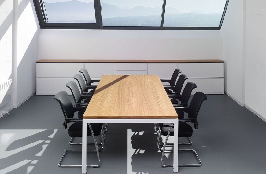 Büromöbel für Firmen: Worauf es wirklich ankommt