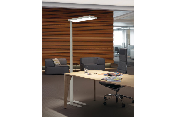 MAUL Stehleuchte MAULjura 8257195 dimmbar, silber – Bild 2